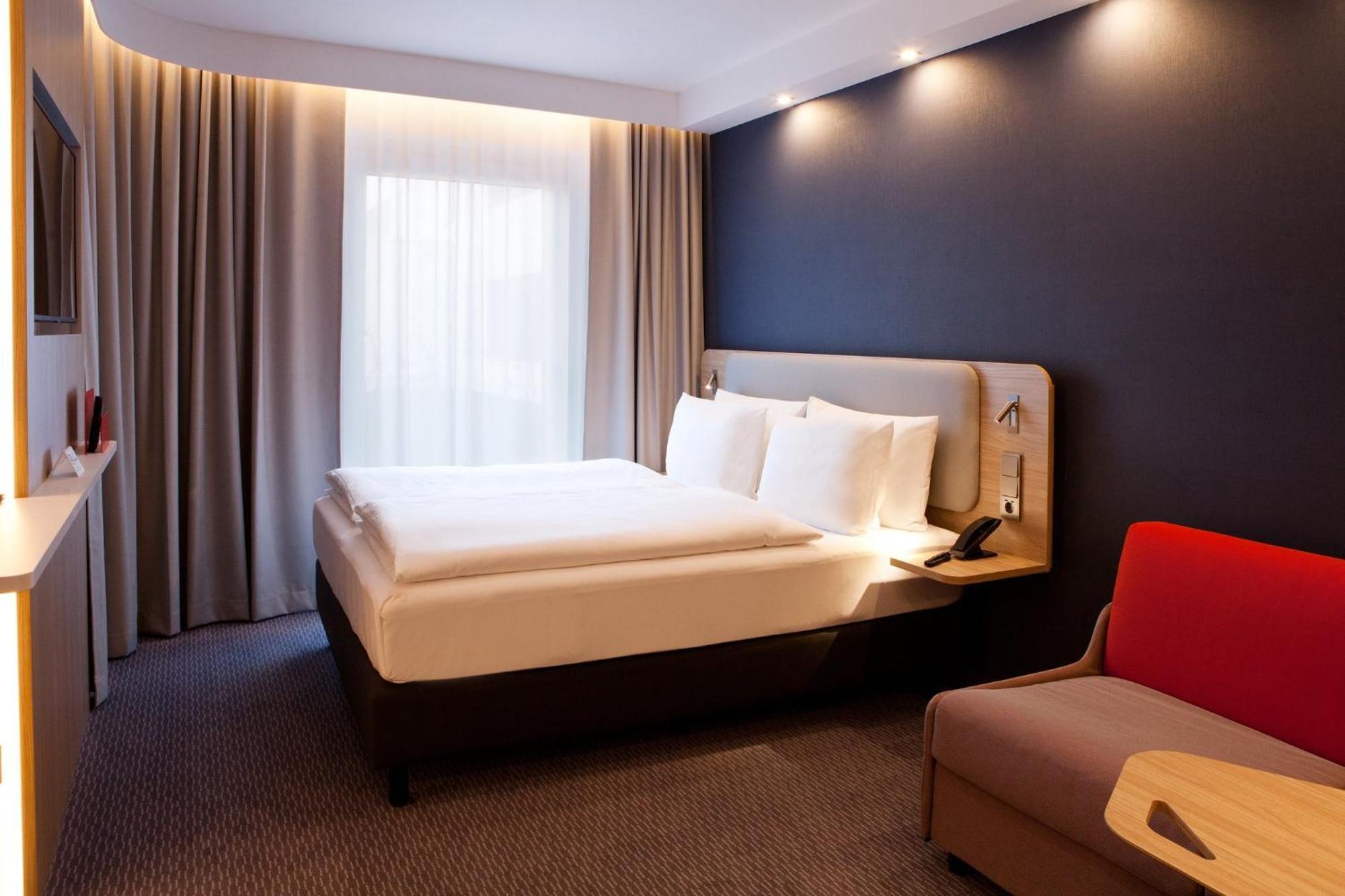 Holiday Inn Express - Goeppingen By Ihg Exteriér fotografie